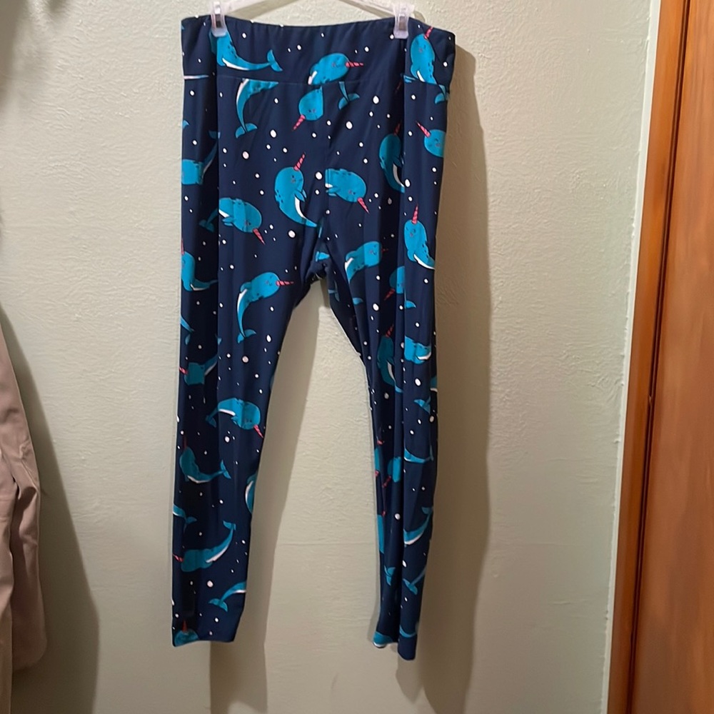Lularoe Leggings Tall & Curvy 2